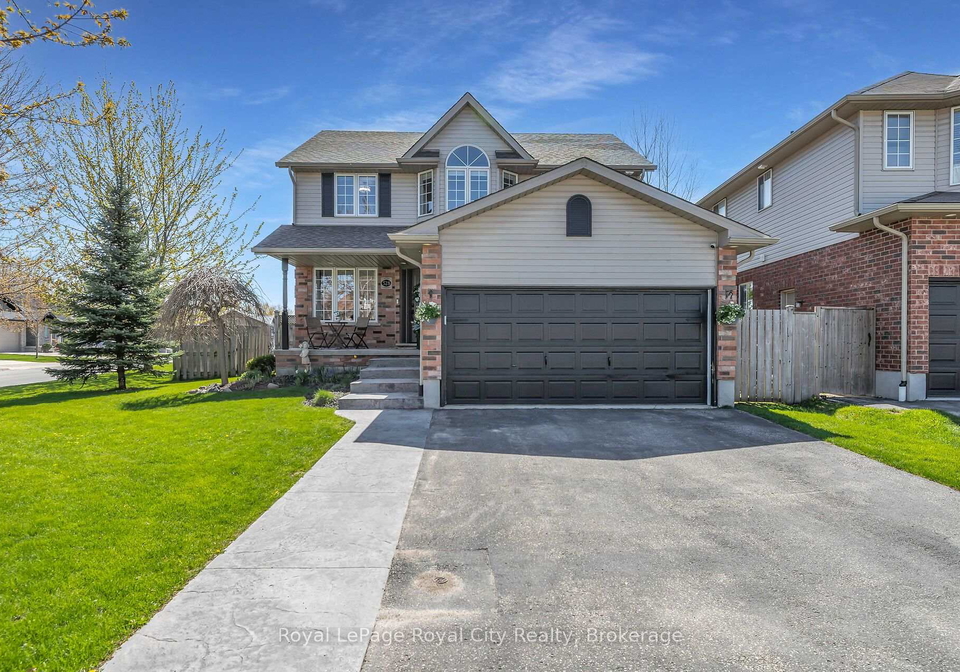 528-black-street-centre-wellington-ontario-x12139342