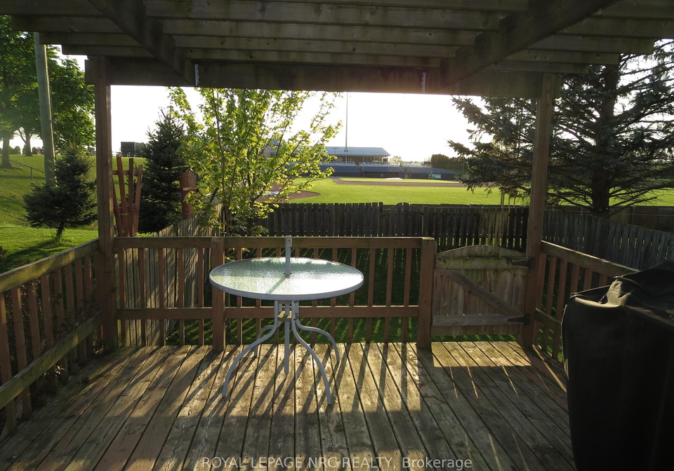 175-stlawrence-drive-w-welland-ontario-x12139561