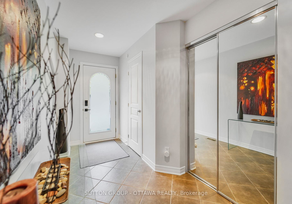 230-west-village-private-ottawa-ontario-x12139804