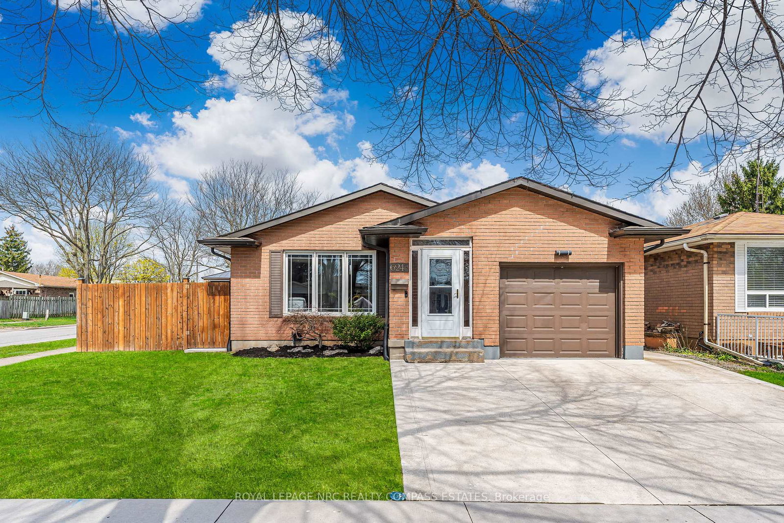 6245-charnwood-avenue-niagara-falls-ontario-x12140018