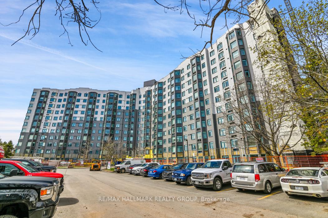 1025-grenon-avenue-ottawa-ontario-x12140036