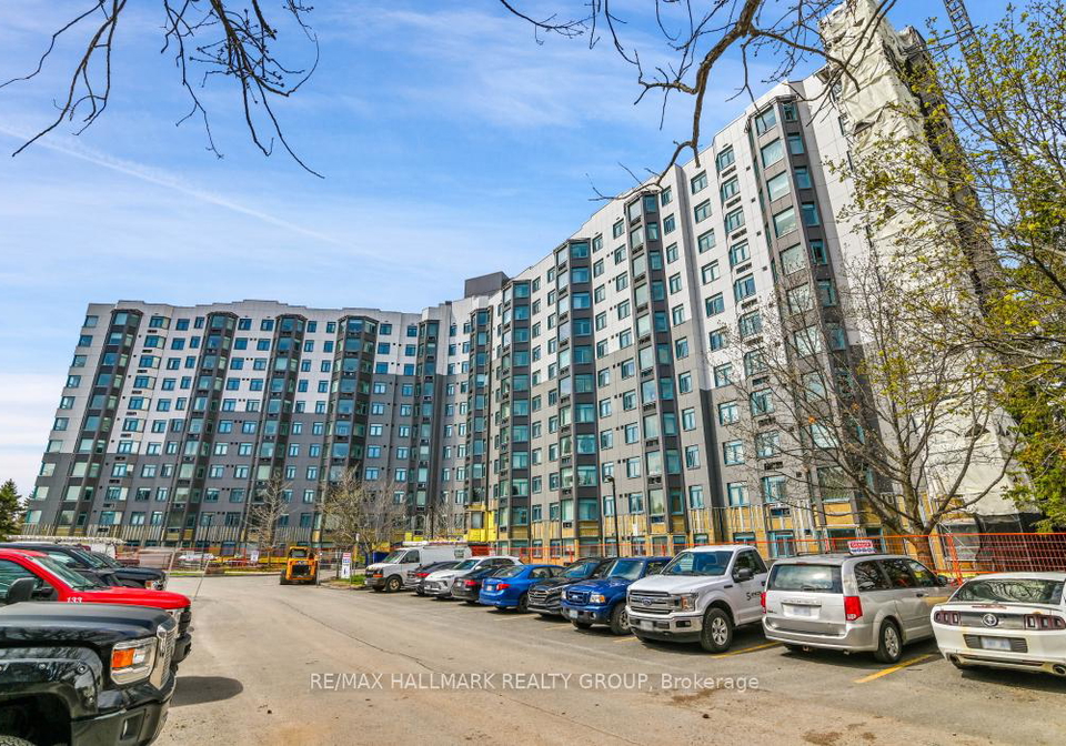 1025-grenon-avenue-ottawa-ontario-x12140036