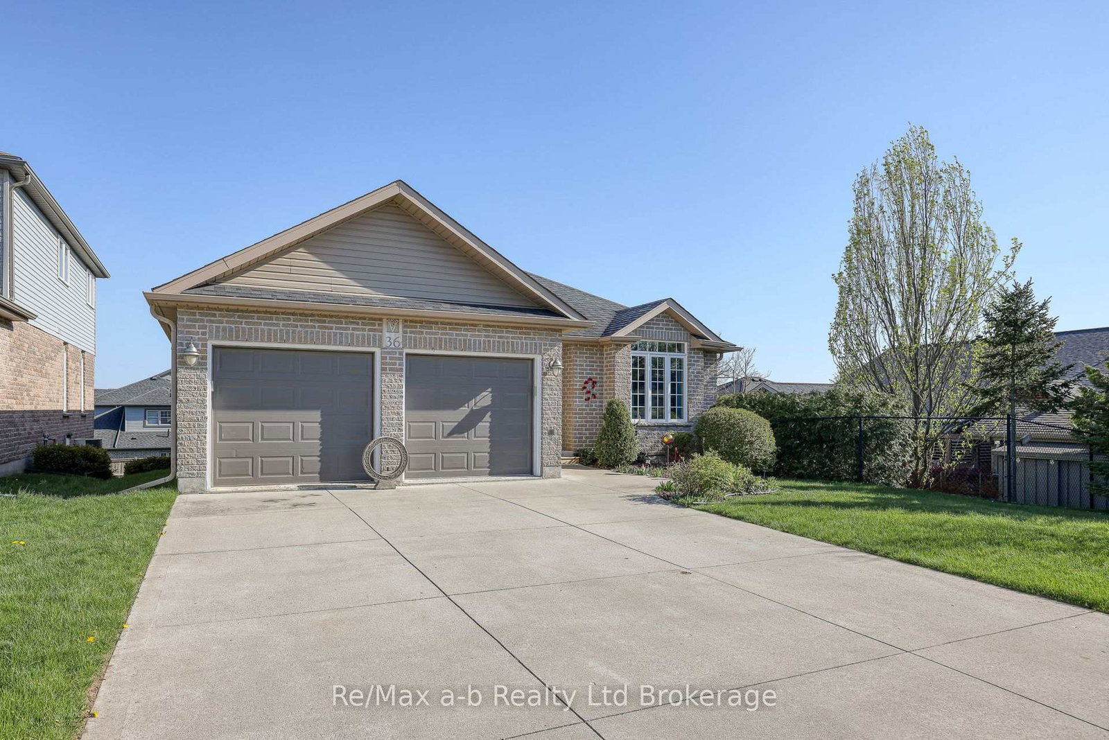 36-woodhatch-crescent-ingersoll-ontario-x12140128