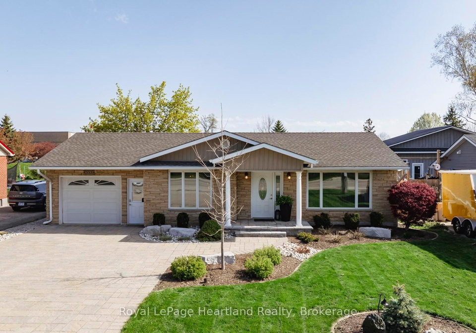 333-street-central-huron-ontario-x12140521