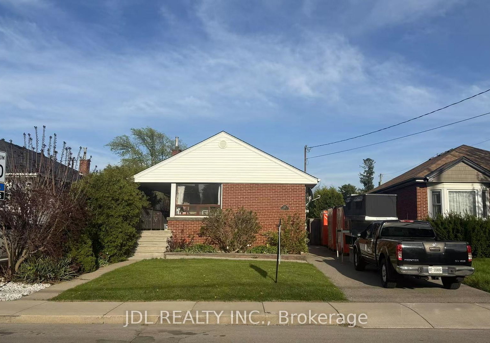 317-parkdale-avenue-s-hamilton-ontario-x12140537