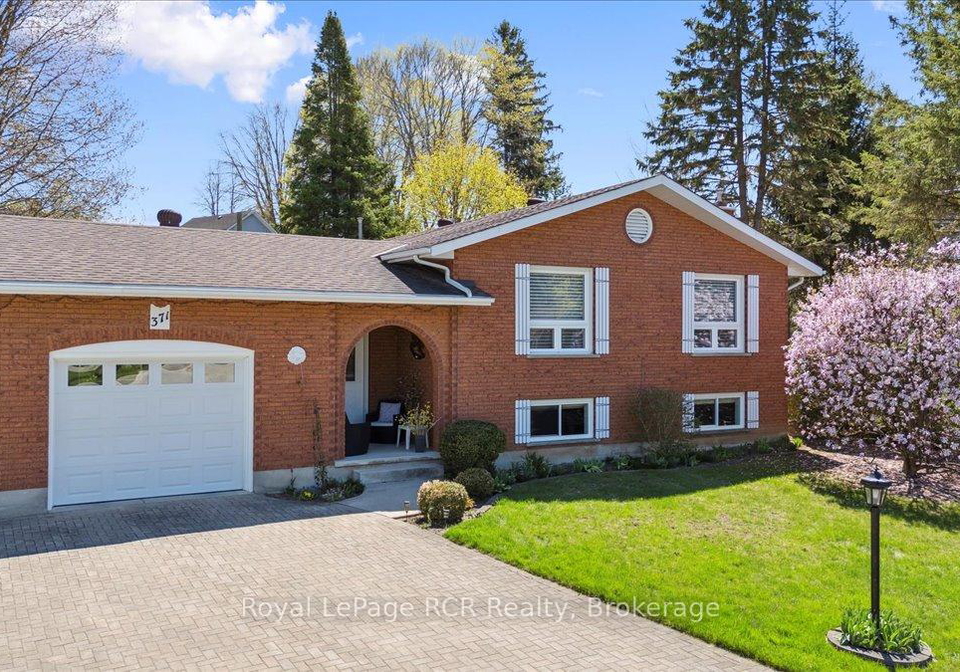 371-4th-avenue-hanover-ontario-x12140601