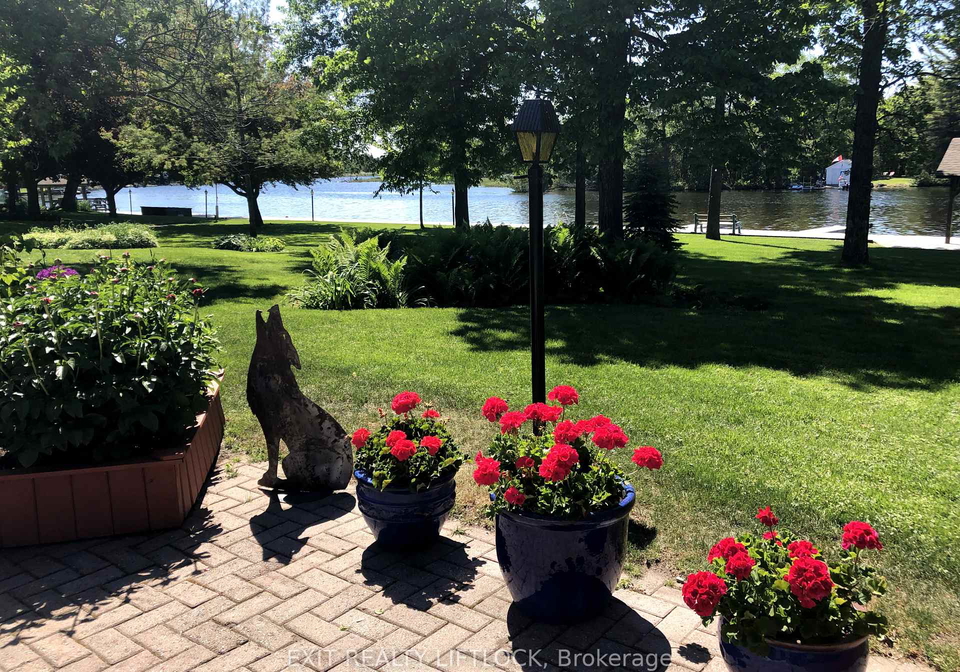 111-200-east-street-s-kawartha-lakes-ontario-x12140881