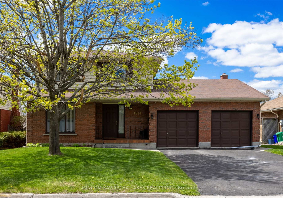 1914-parkwood-circle-peterborough-west-ontario-x12141077