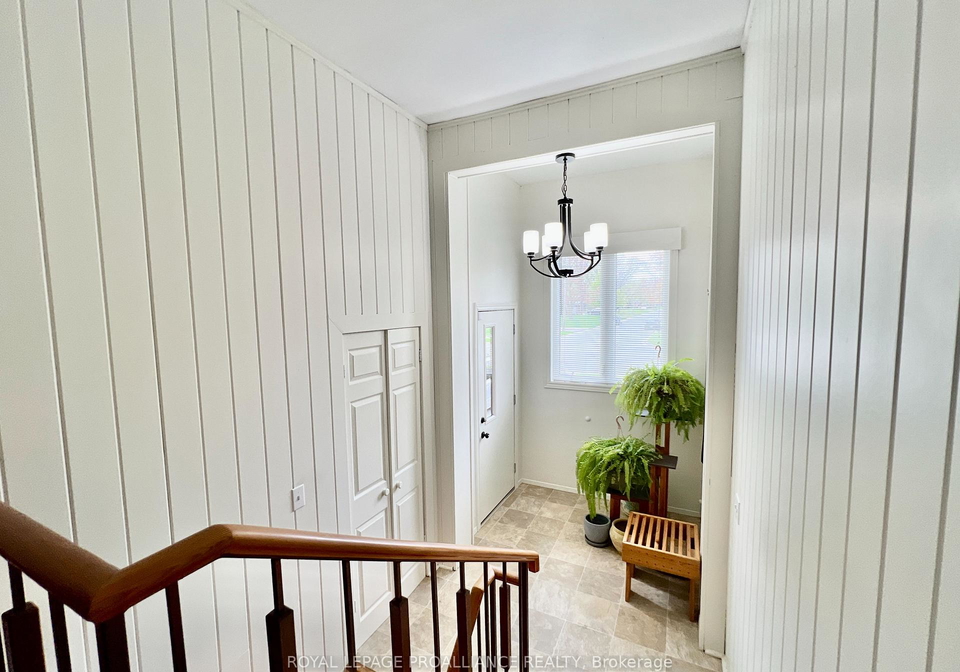 568-victoria-avenue-belleville-ontario-x12141381