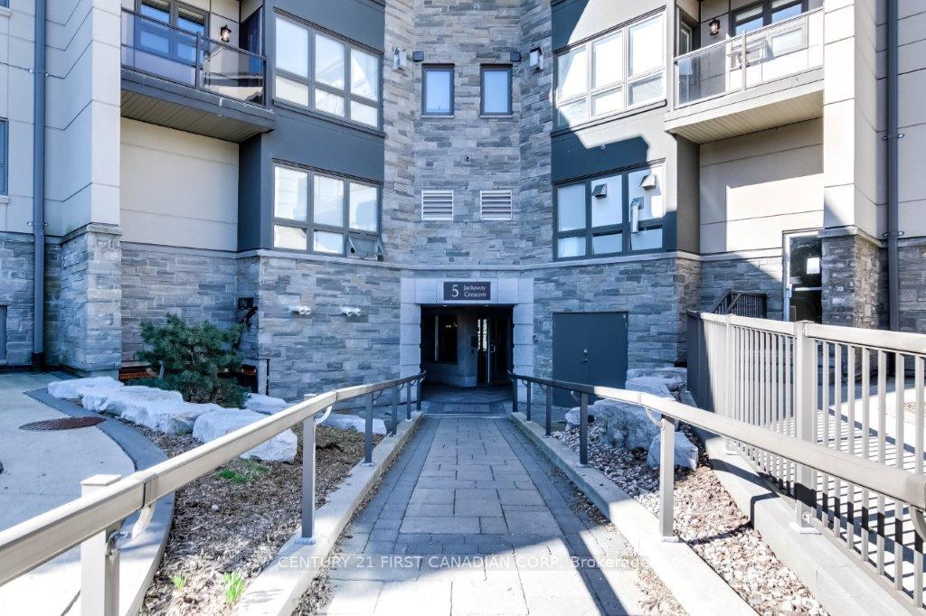 5-jacksway-crescent-london-north-ontario-x12141499