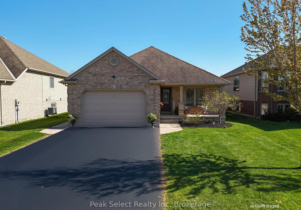 121-watson-street-lucan-biddulph-ontario-x12142042
