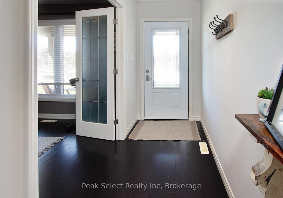 121-watson-street-lucan-biddulph-ontario-x12142042