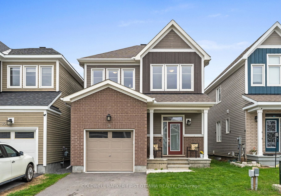 28-pacing-walk-ottawa-ontario-x12142259