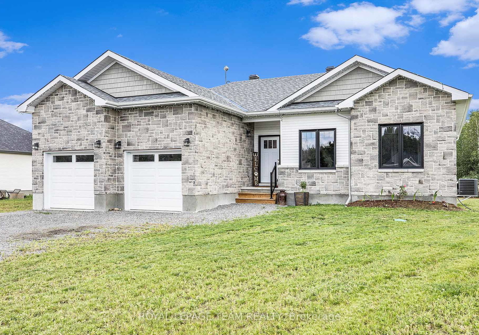 10552-wylie-way-north-dundas-ontario-x12142360
