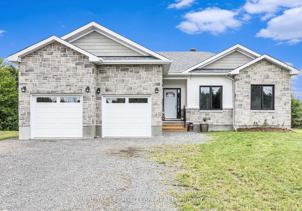 10552-wylie-way-north-dundas-ontario-x12142360