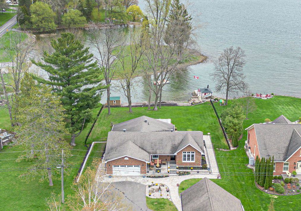 16084-lakeside-drive-south-stormont-ontario-x12142509