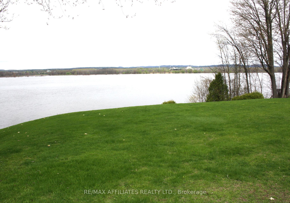 340-wilson-road-clarence-rockland-ontario-x12142597