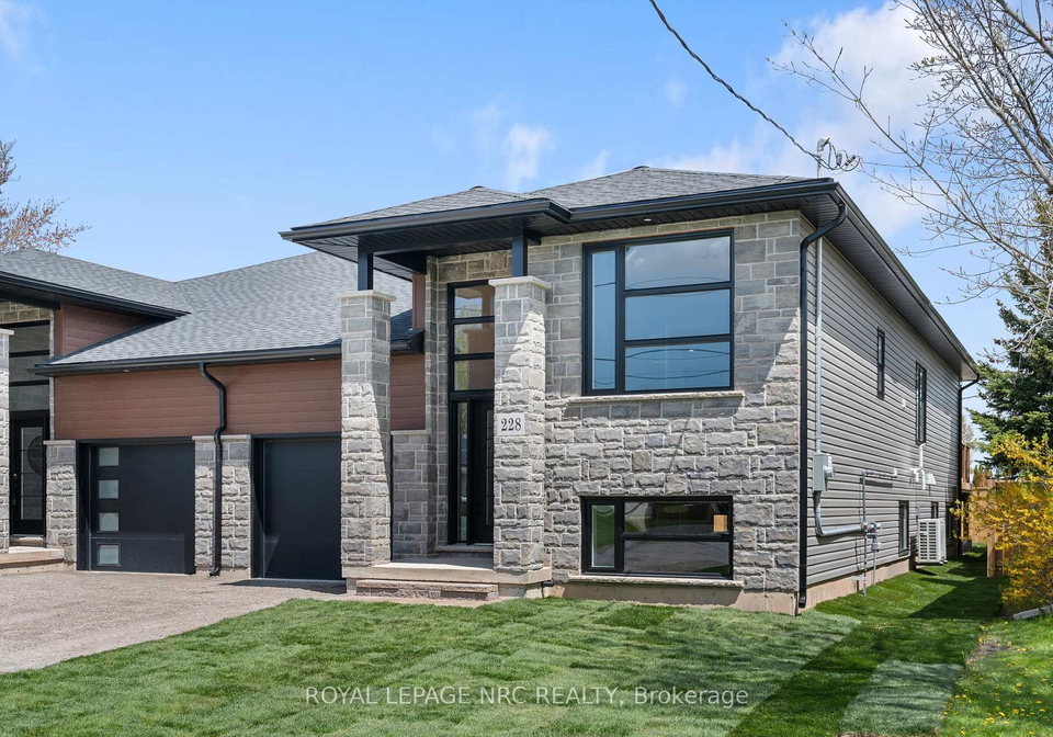 228-knoll-street-port-colborne-ontario-x12142639