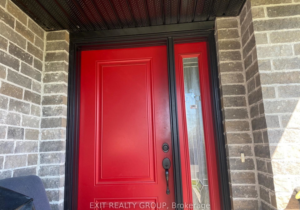 82-huffman-road-quinte-west-ontario-x12142656
