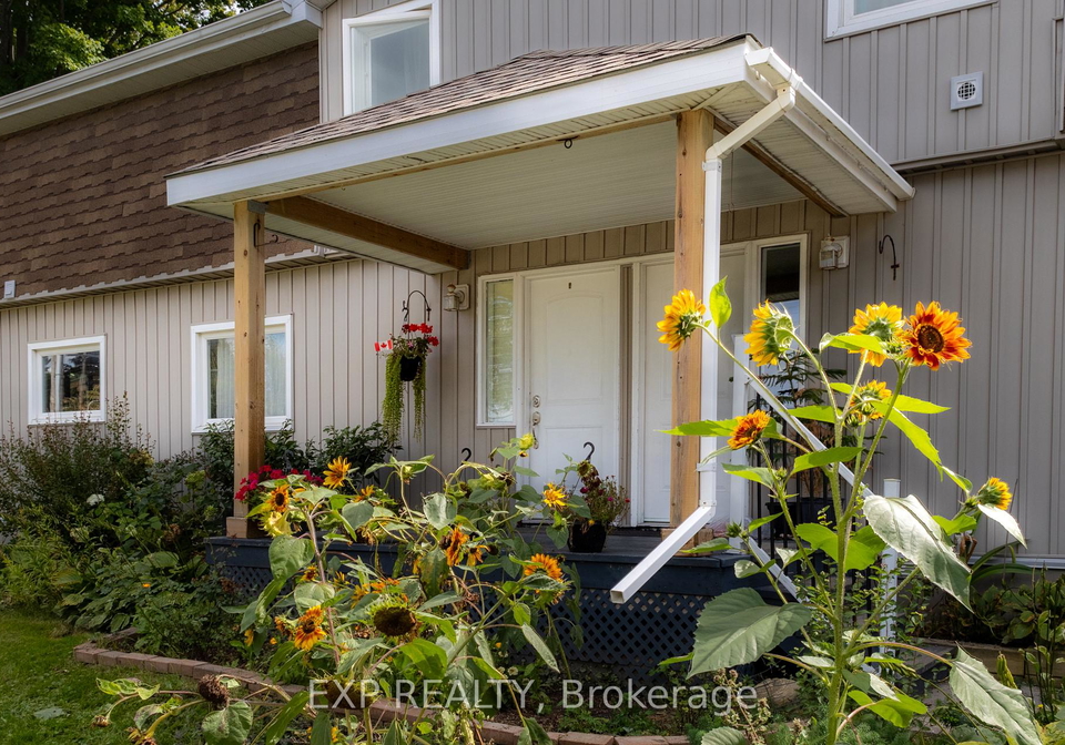 13445-loyalist-parkway-prince-edward-county-ontario-x12142740