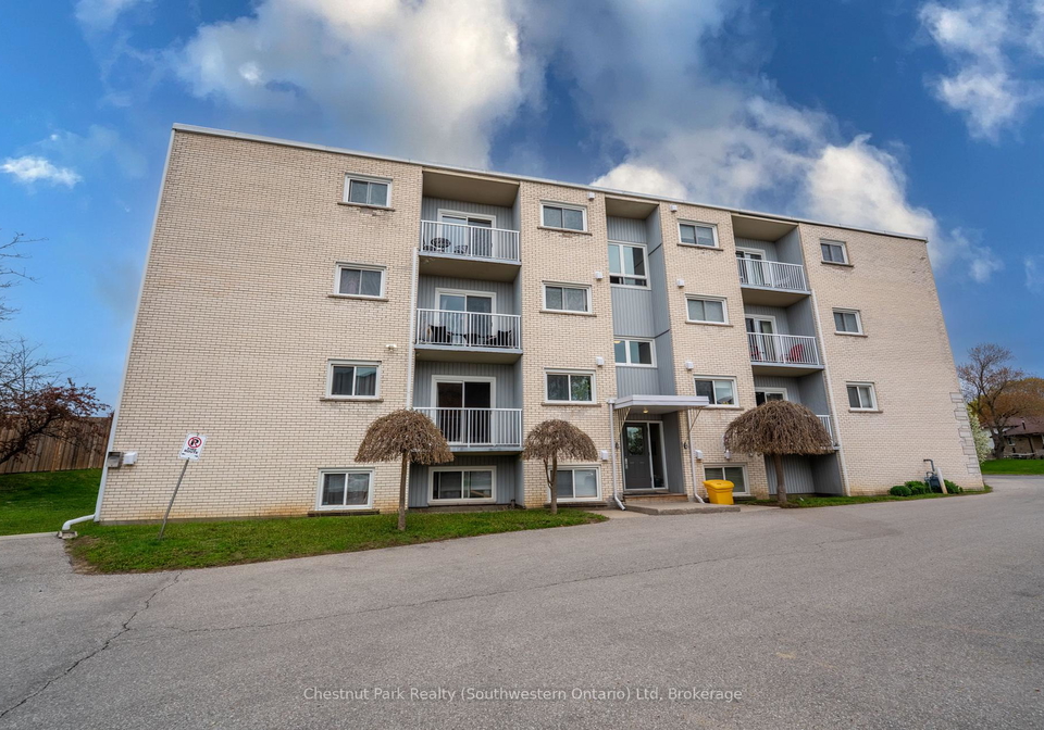 3conroy-crescent-guelph-ontario-x12143234