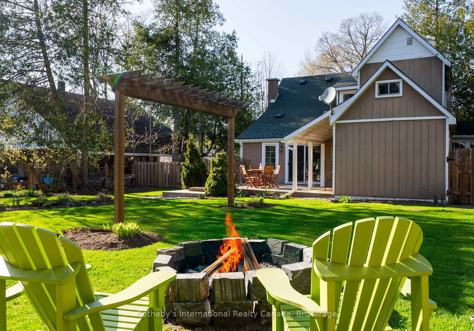 325-farquhar-street-gravenhurst-ontario-x12143866