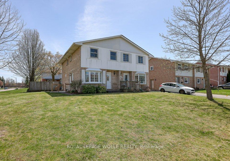 1014b-nesbitt-crescent-woodstock-ontario-x12143950