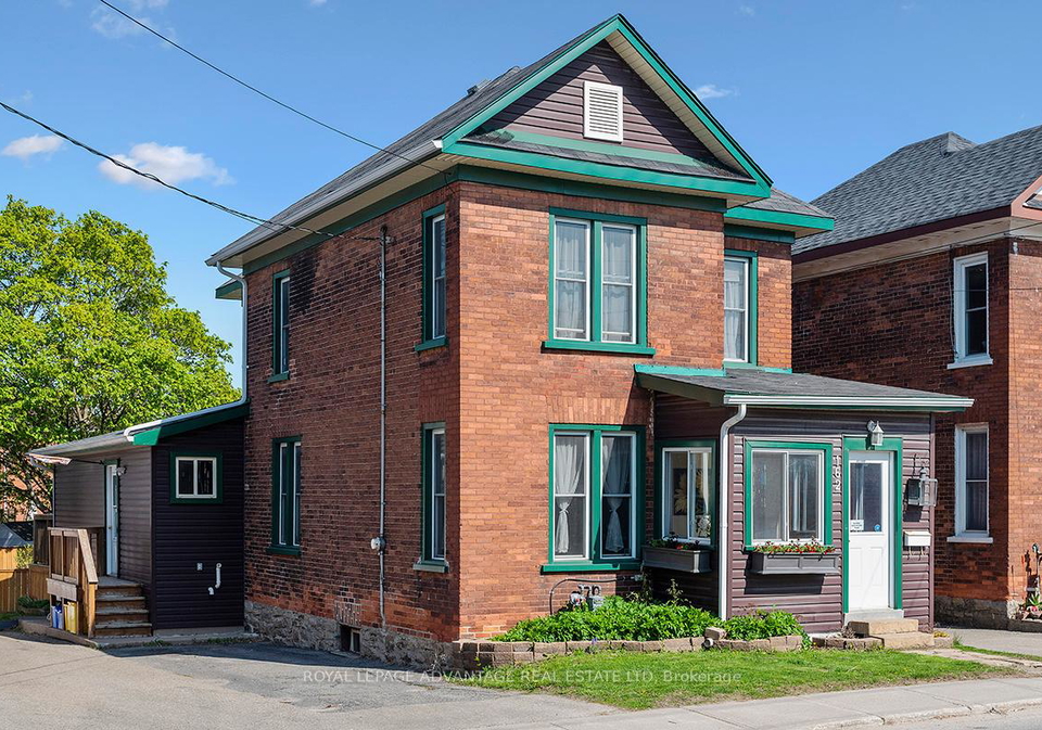 162-chambers-street-smith-falls-ontario-x12144033