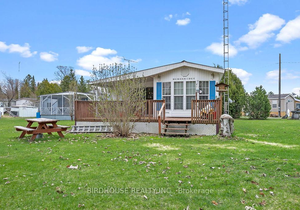 1802-county-road-121-kawartha-lakes-ontario-x12144052