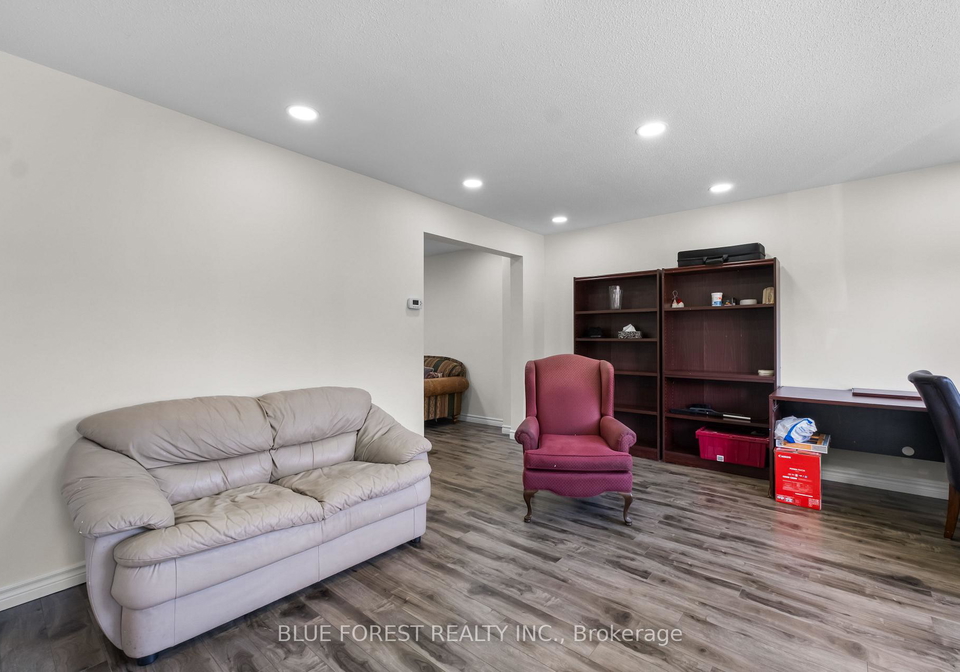 67-pauline-crescent-london-south-ontario-x12144373