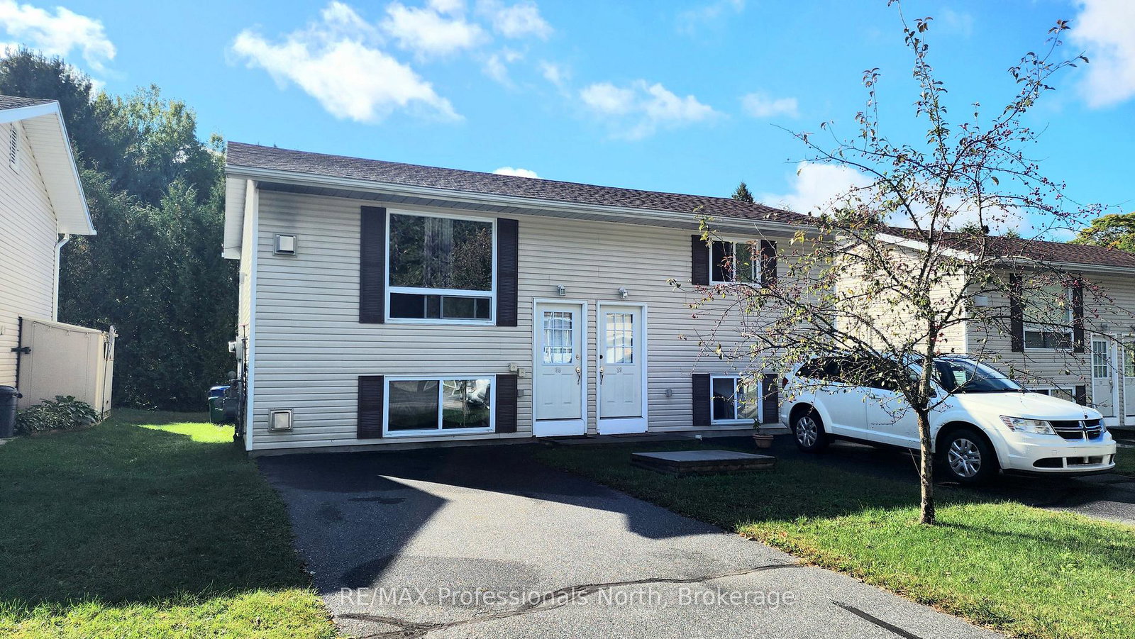 200-pine-street-bracebridge-ontario-x12144414