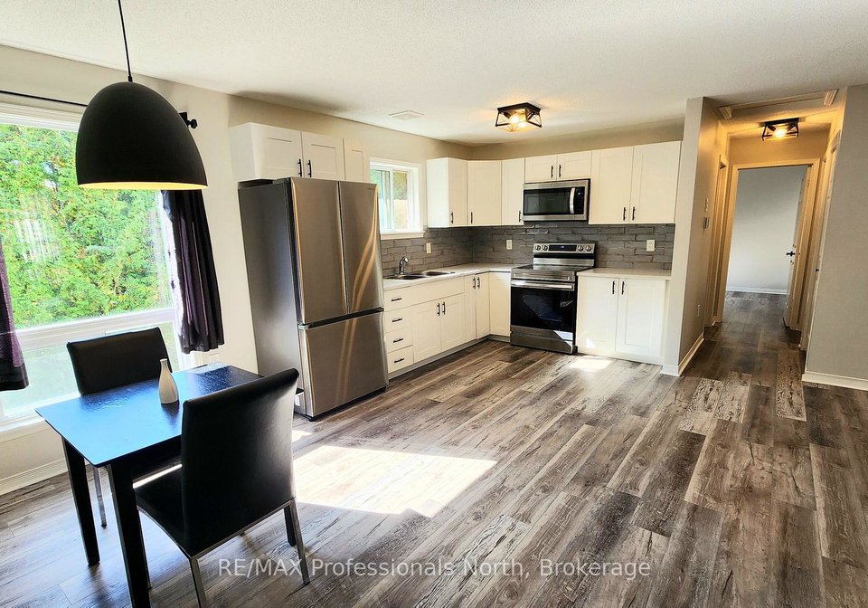 200-pine-street-bracebridge-ontario-x12144414
