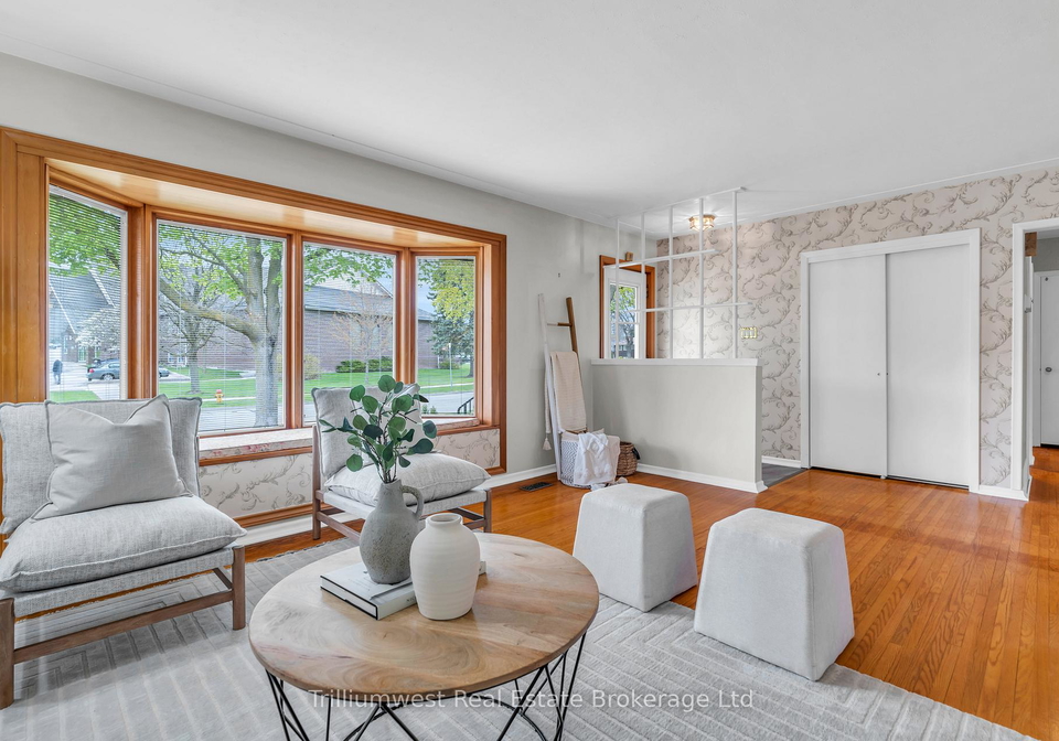 147-village-road-kitchener-ontario-x12144440