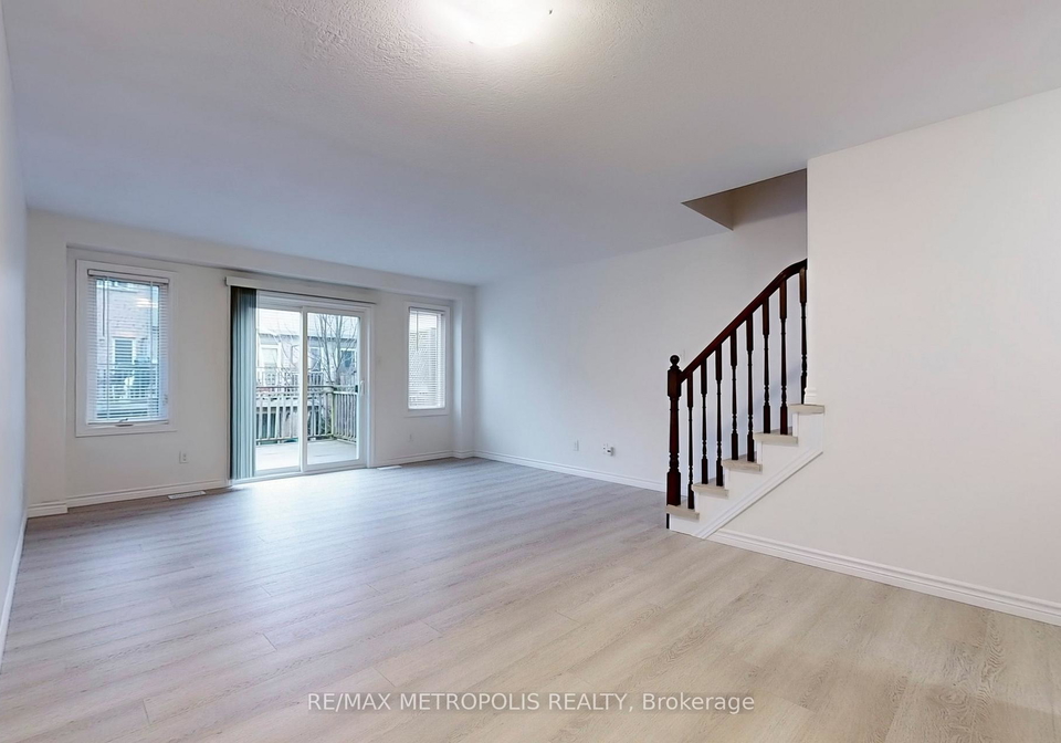 10-foxglove-crescent-kitchener-ontario-x12144571