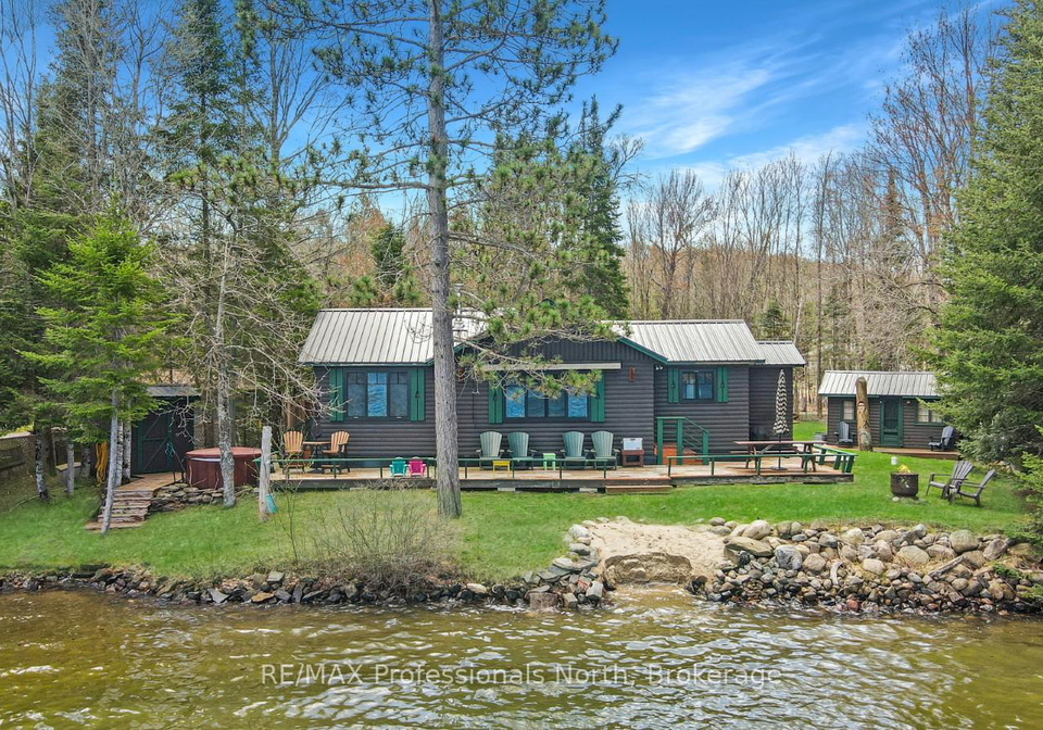 1070-quail-run-lane-minden-hills-ontario-x12144603