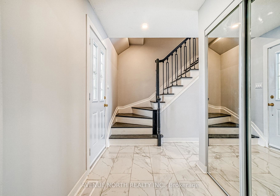 946-walkley-road-ottawa-ontario-x12145006