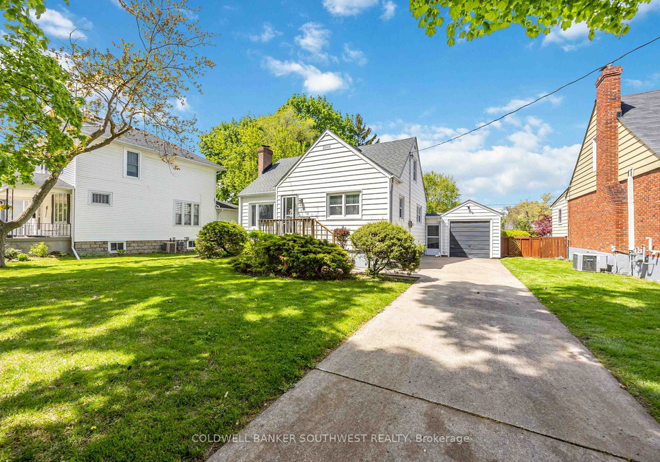 466-maxwell-street-sarnia-ontario-x12145068