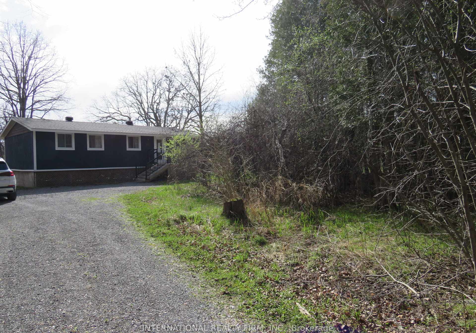 175-borden-road-carleton-place-ontario-x12146216