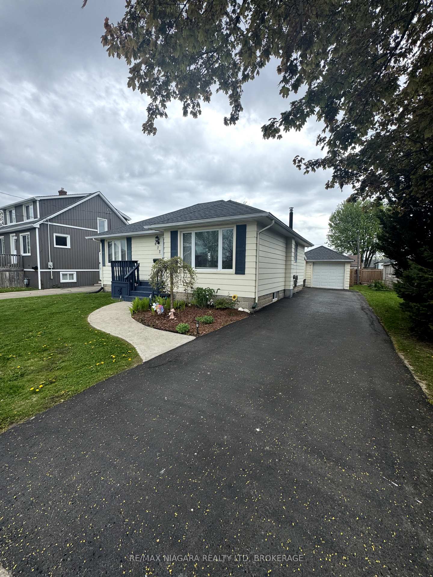 673-fielden-avenue-port-colborne-ontario-x12146362