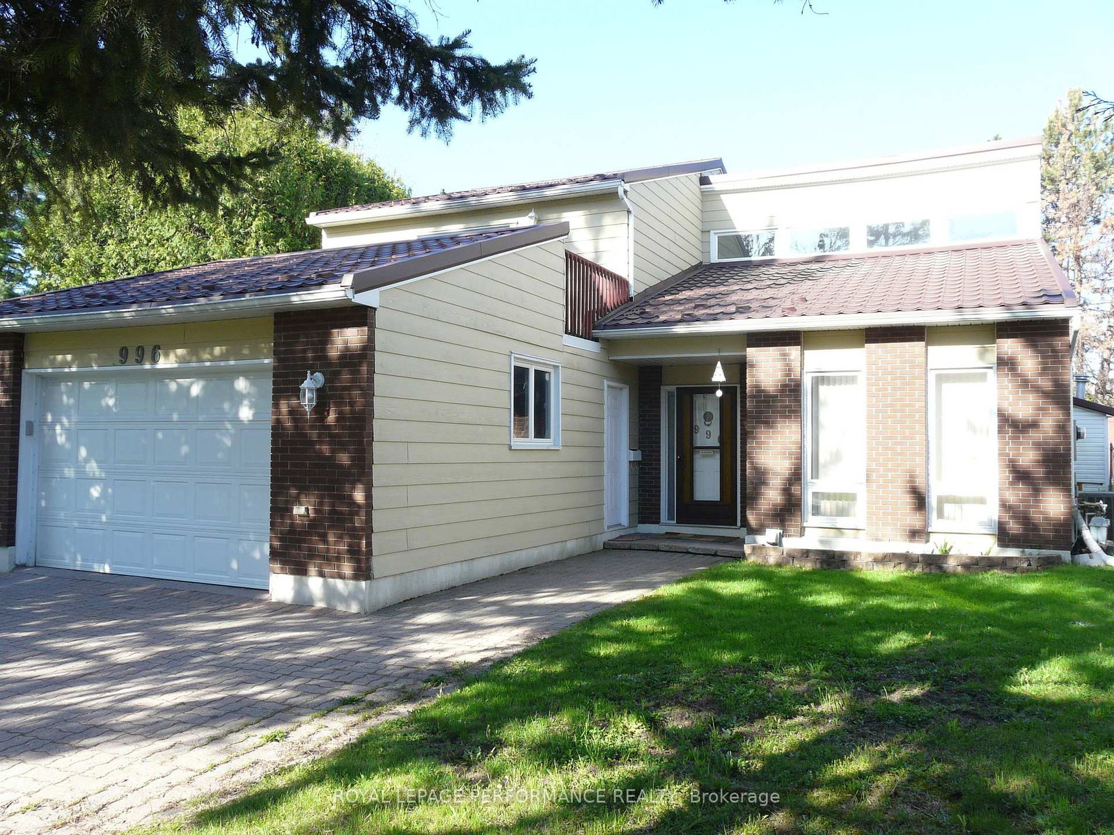 996-laporte-street-ottawa-ontario-x12146453