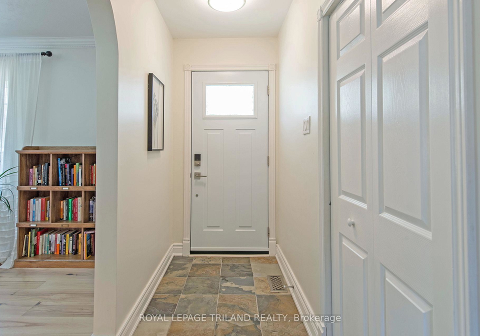 673-algoma-avenue-london-north-ontario-x12146478