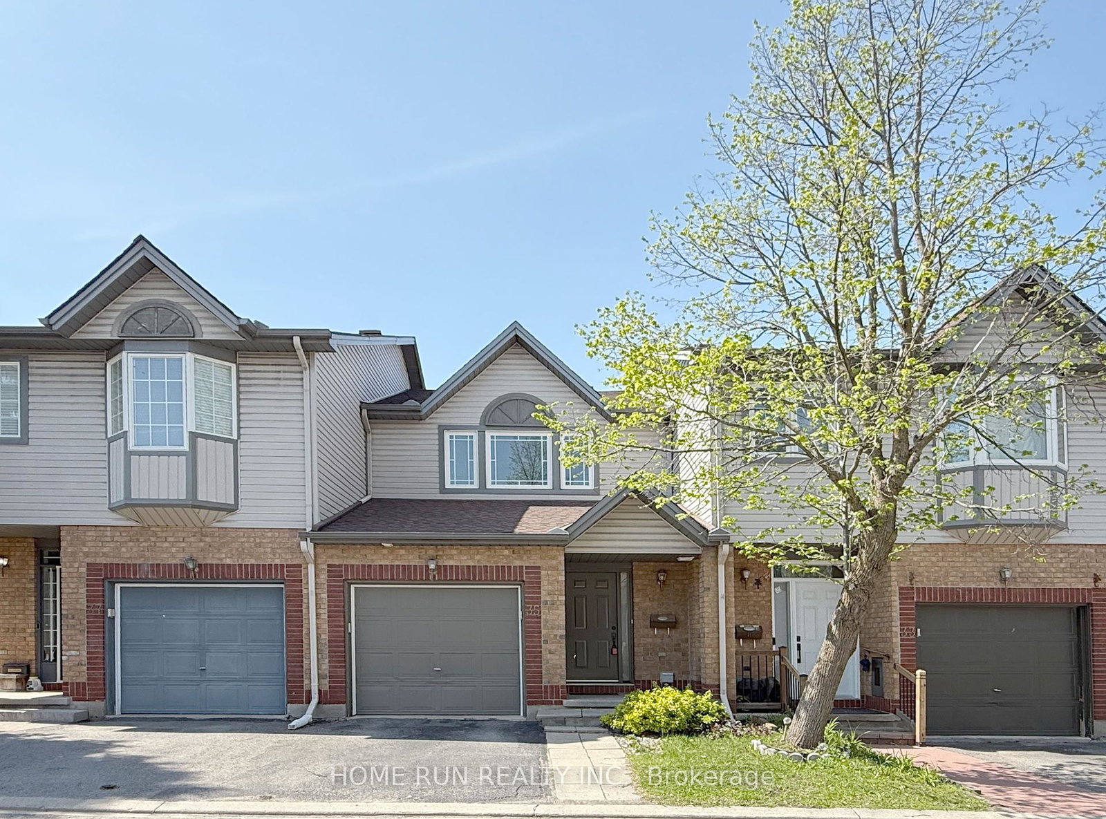 35-santa-cruz-private-ottawa-ontario-x12146635