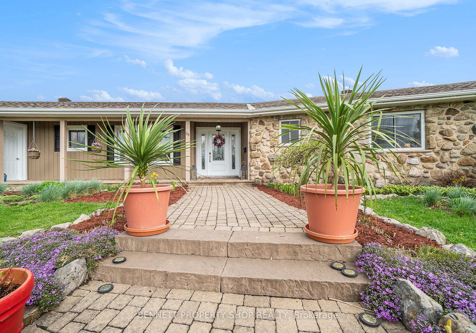 39-front-street-e-north-glengarry-ontario-x12147051