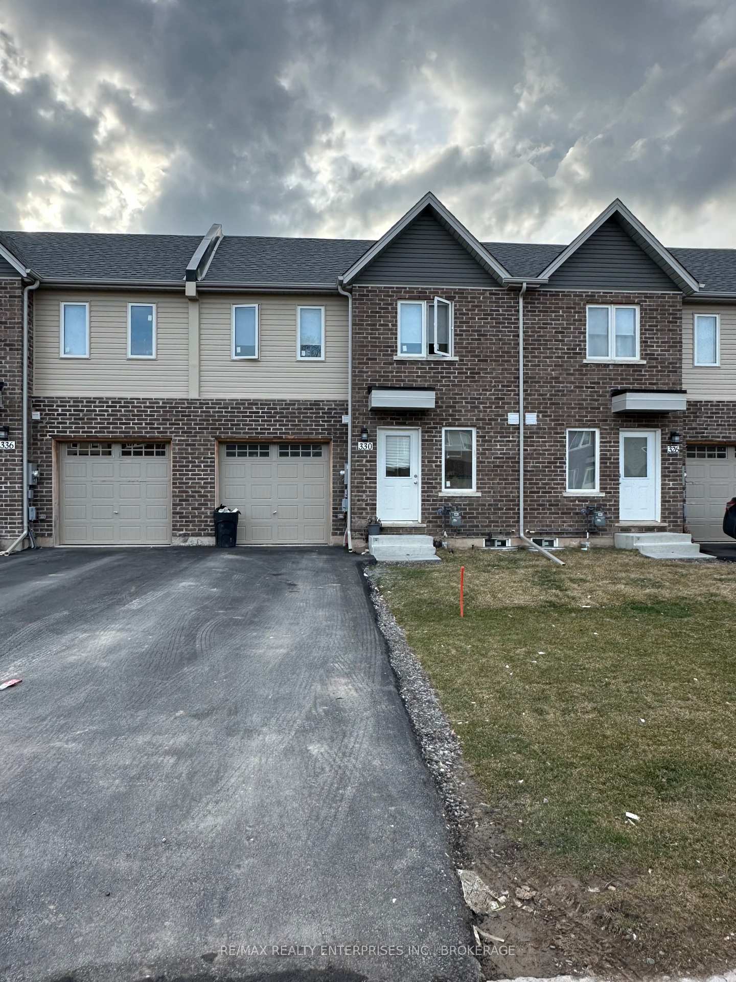 330-chaffey-street-welland-ontario-x12147352