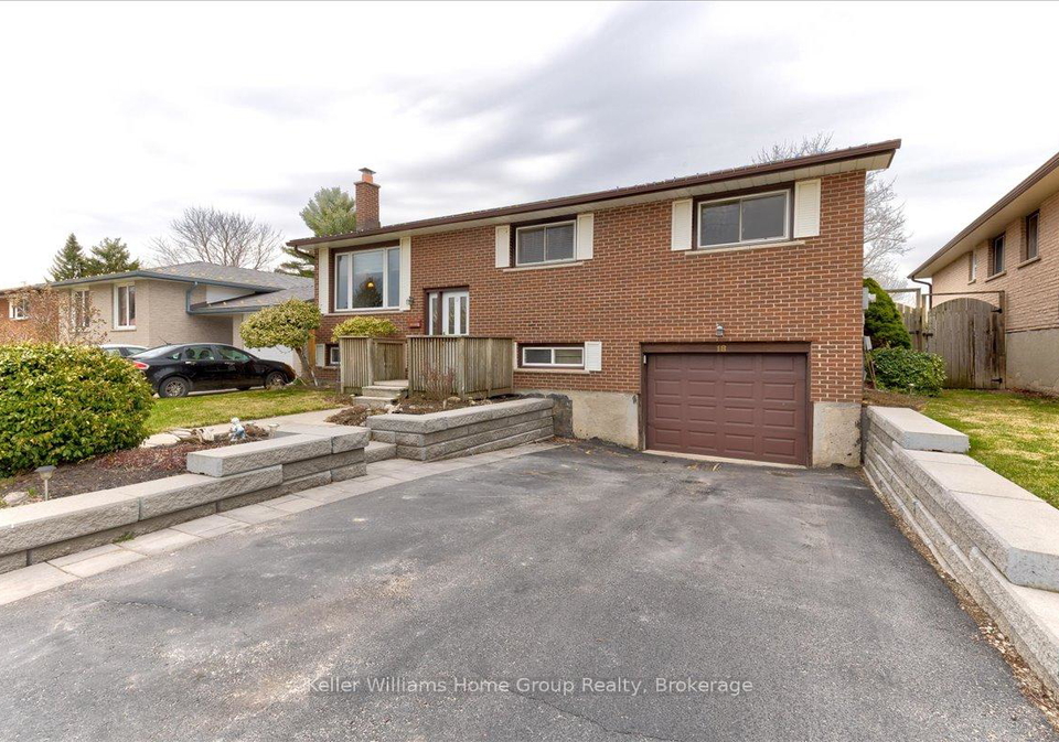 18-matthew-drive-guelph-ontario-x12147430