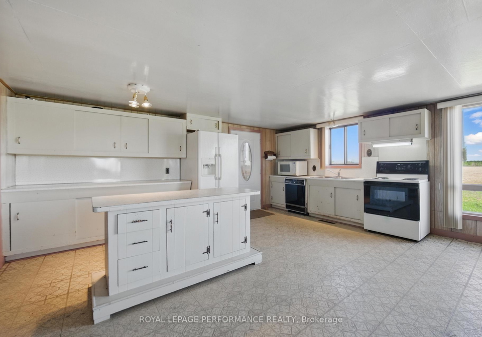 3300-county-road-14-concession-east-hawkesbury-ontario-x12147635