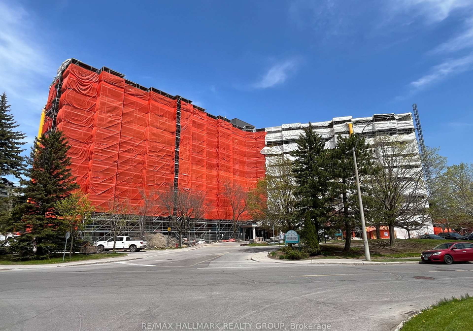 1025-grenon-avenue-ottawa-ontario-x12147842