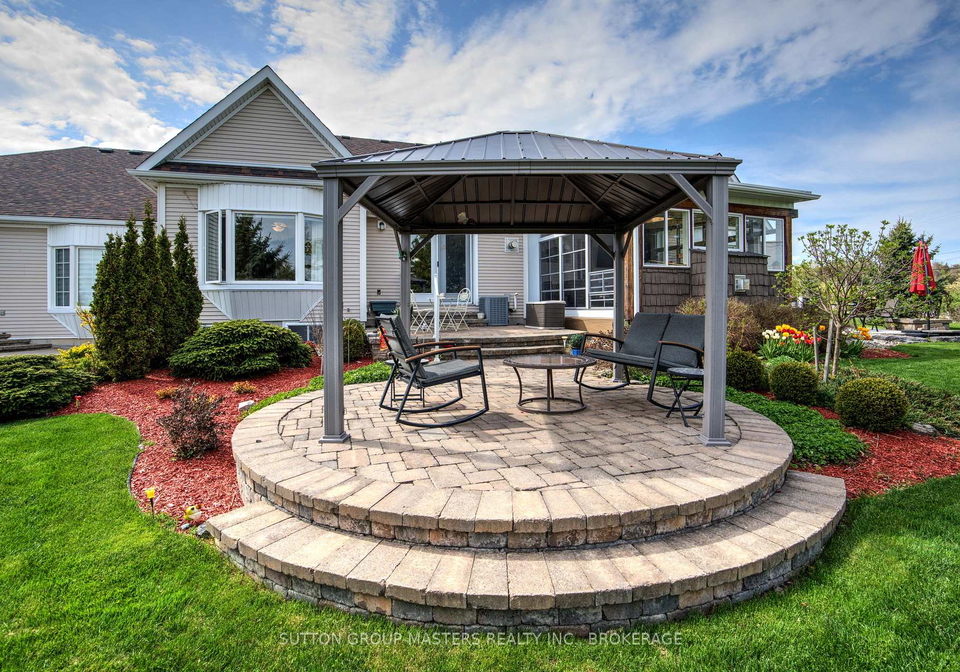 114-britannia-crescent-loyalist-ontario-x12147926