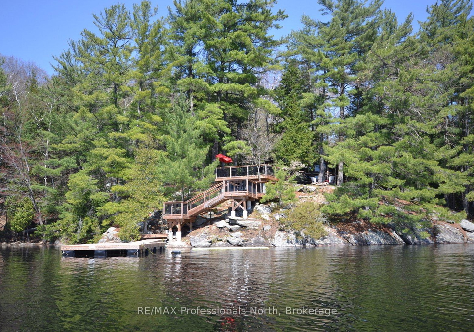 11008-hunter-island-dysart-et-al-ontario-x12148468