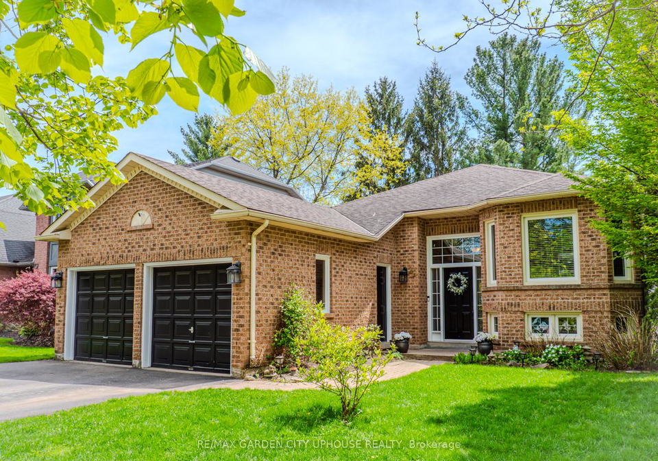20-woodside-square-pelham-ontario-x12148473